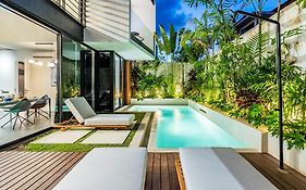Alex Villas Complex N1